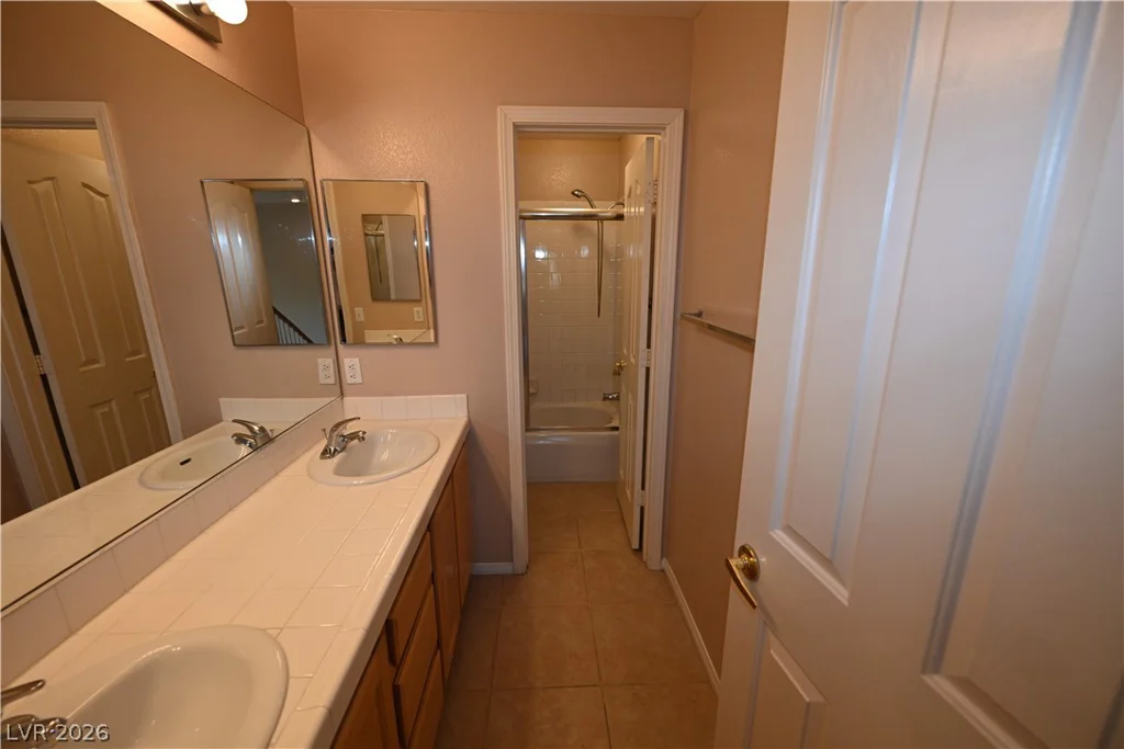 9931 Sierra Canyon, Las Vegas, NV 89147