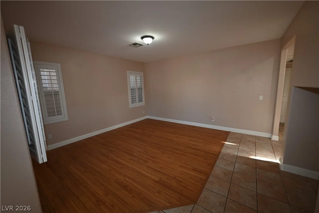 9931 Sierra Canyon, Las Vegas, NV 89147