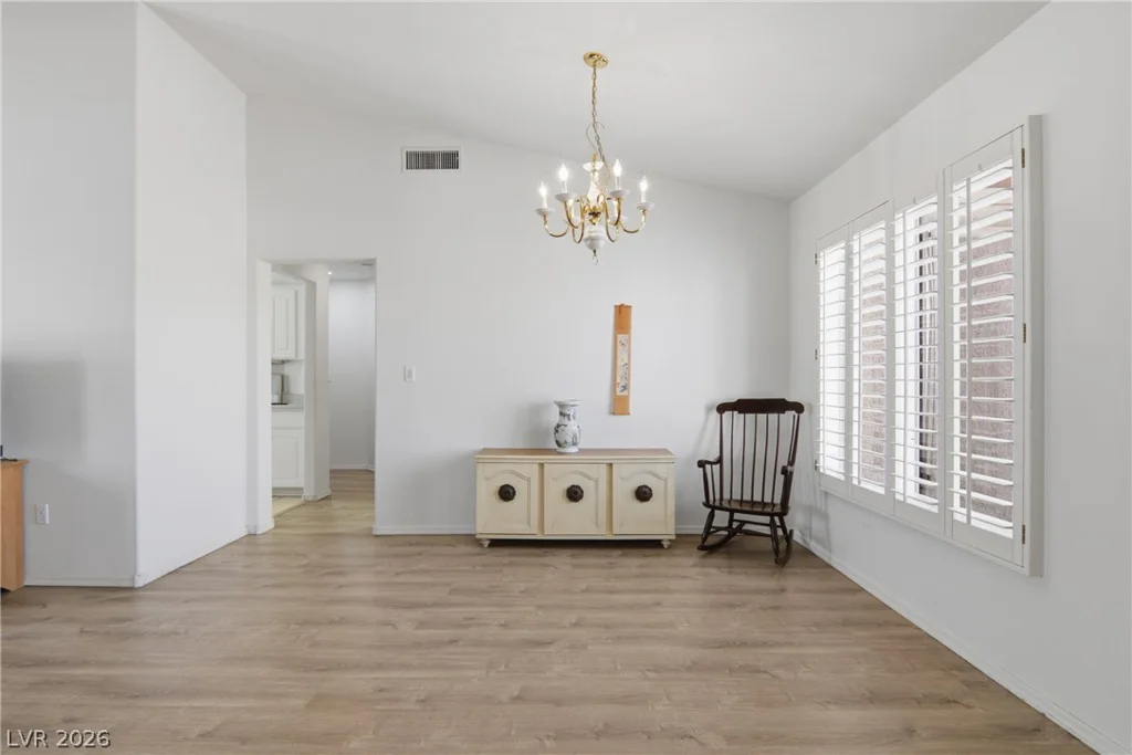 9917 Woodhouse, Las Vegas, NV 89134