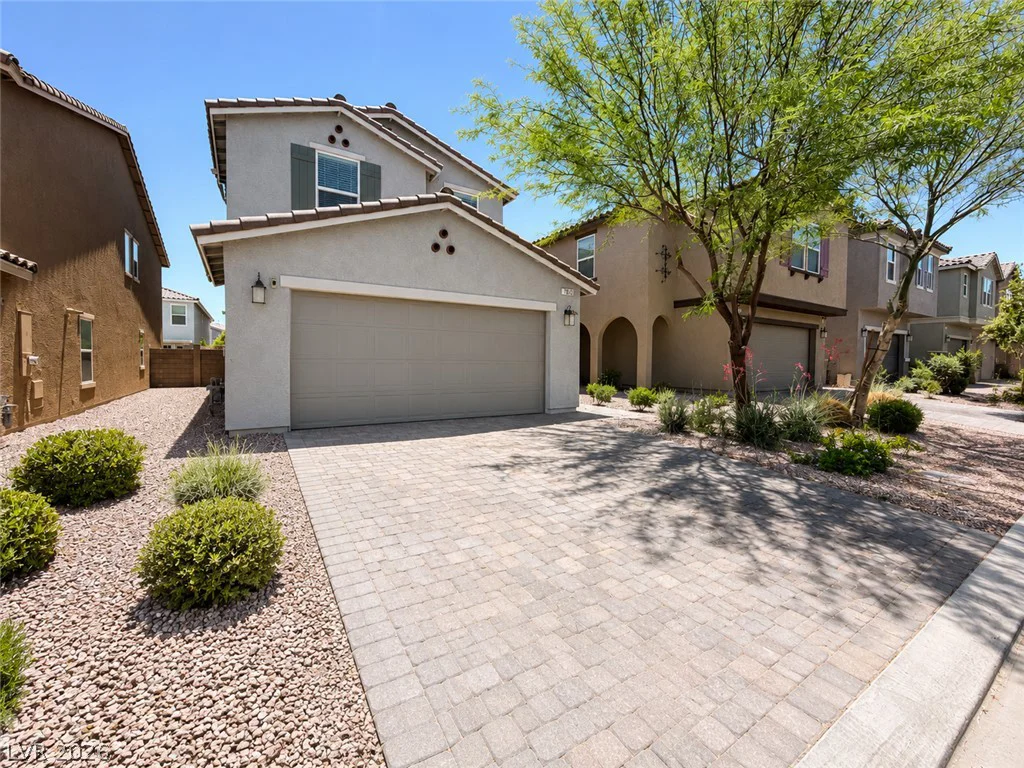 7623 Lush Oasis, Las Vegas, NV 89113