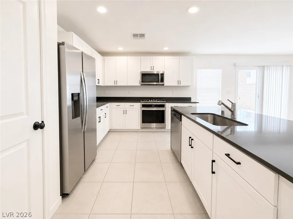7623 Lush Oasis, Las Vegas, NV 89113