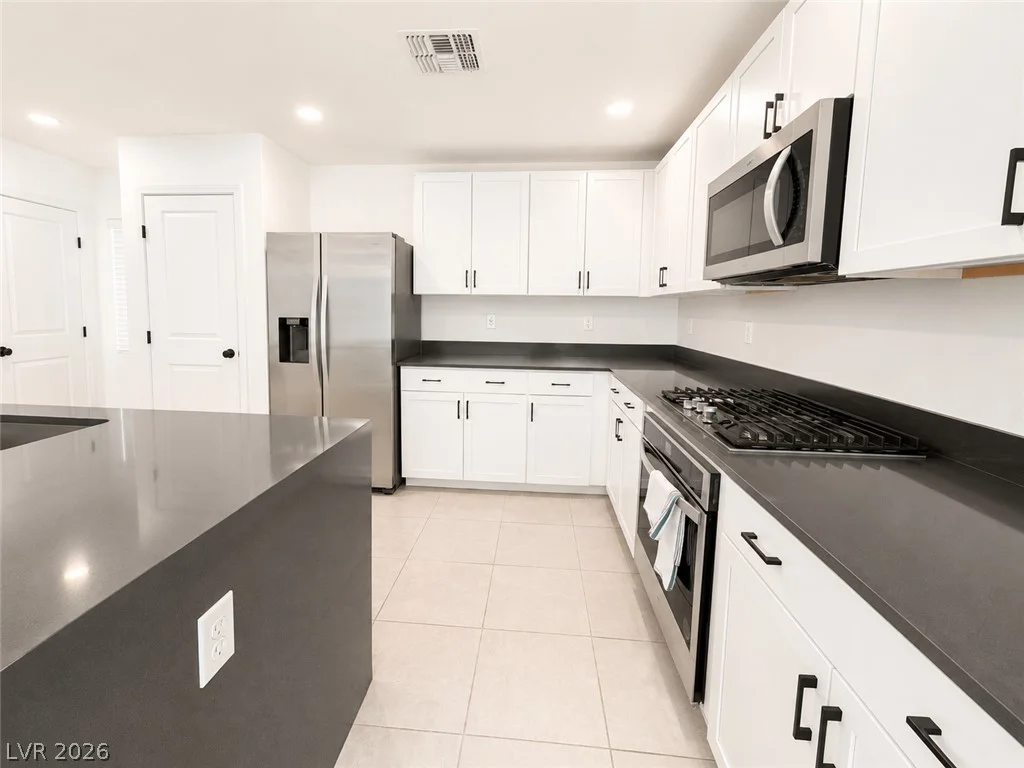 7623 Lush Oasis, Las Vegas, NV 89113
