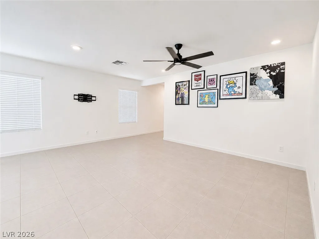 7623 Lush Oasis, Las Vegas, NV 89113