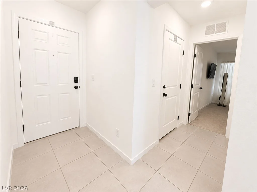7623 Lush Oasis, Las Vegas, NV 89113