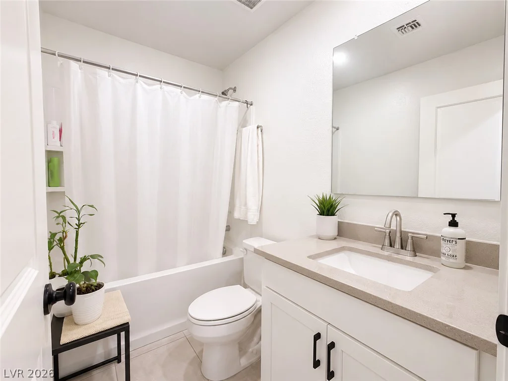 7623 Lush Oasis, Las Vegas, NV 89113