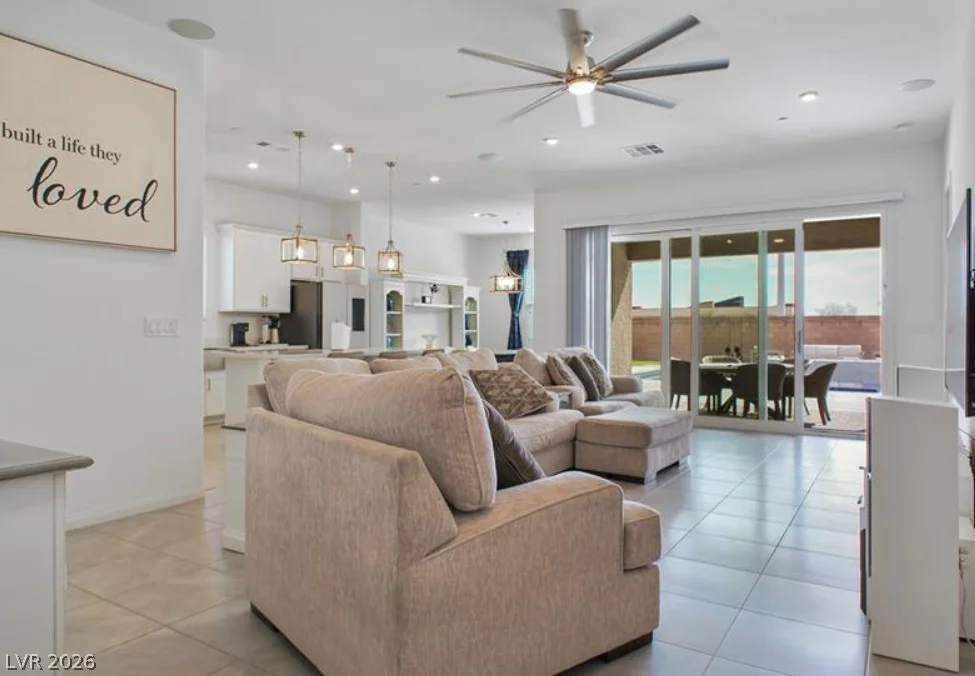 415 Hellebores, North Las Vegas, NV 89084