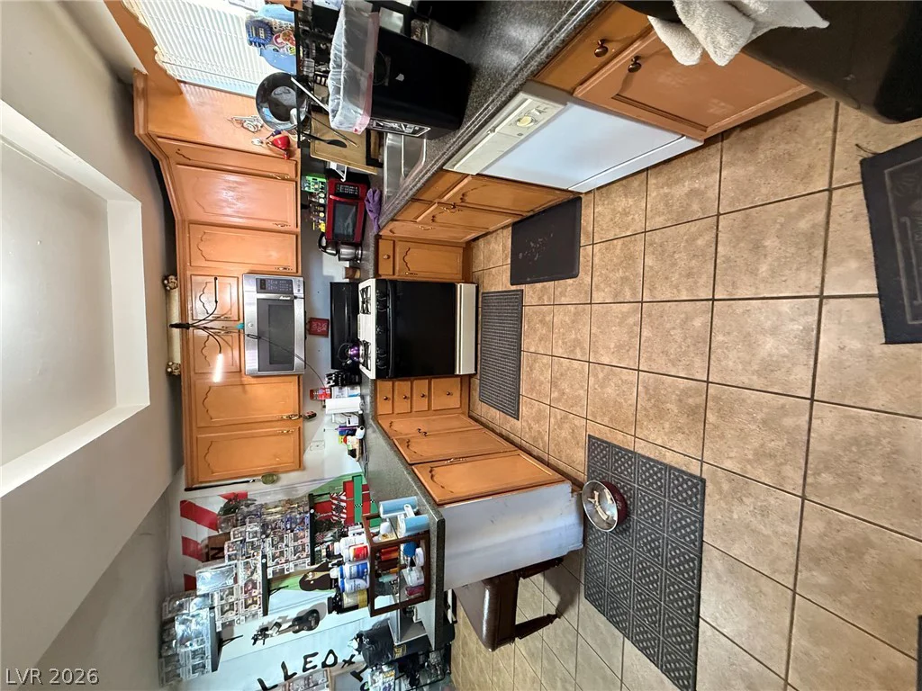 3270 Cameron, Las Vegas, NV 89102