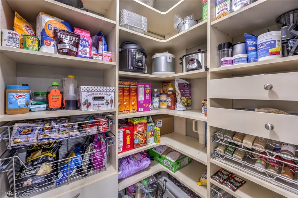 2246 Darwin, Henderson, NV 89014