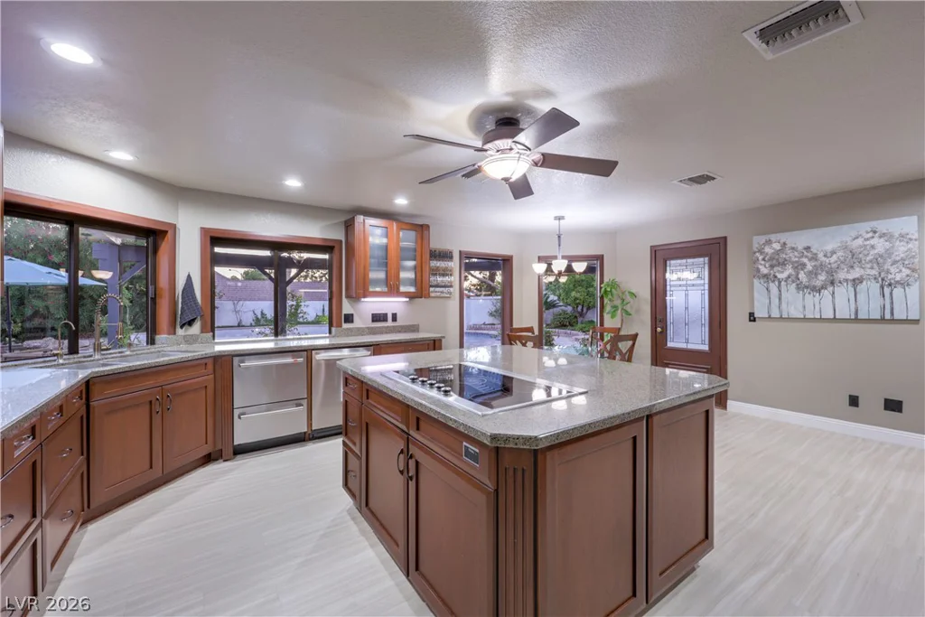 2246 Darwin, Henderson, NV 89014