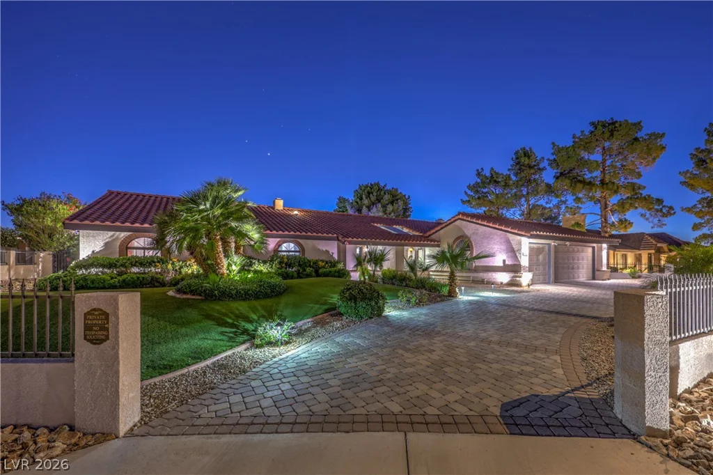 2246 Darwin, Henderson, NV 89014