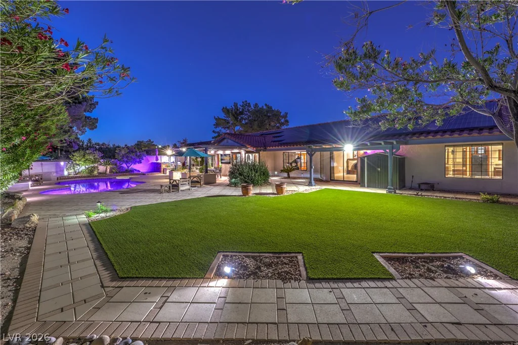 2246 Darwin, Henderson, NV 89014