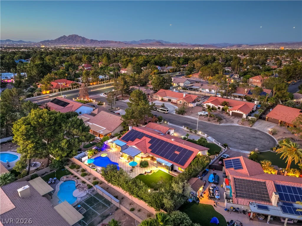 2246 Darwin, Henderson, NV 89014