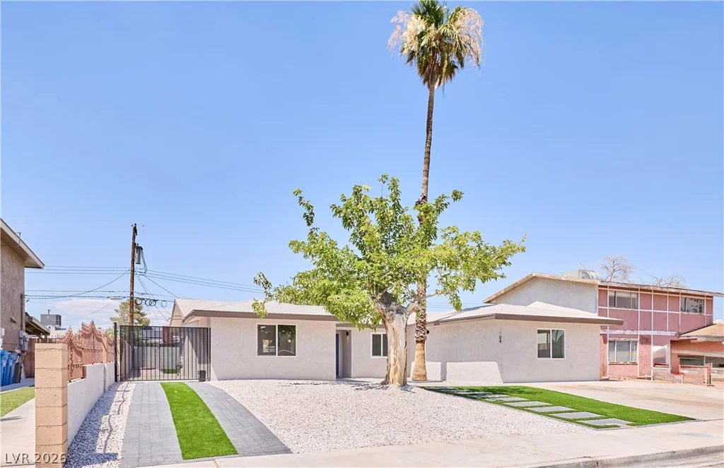 3904 El Camino, Las Vegas, NV 89102