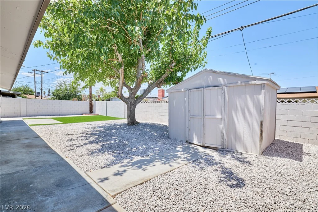 3904 El Camino, Las Vegas, NV 89102