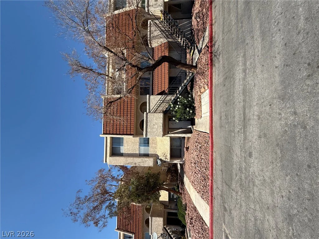 3585 Arville, Las Vegas, NV 89103