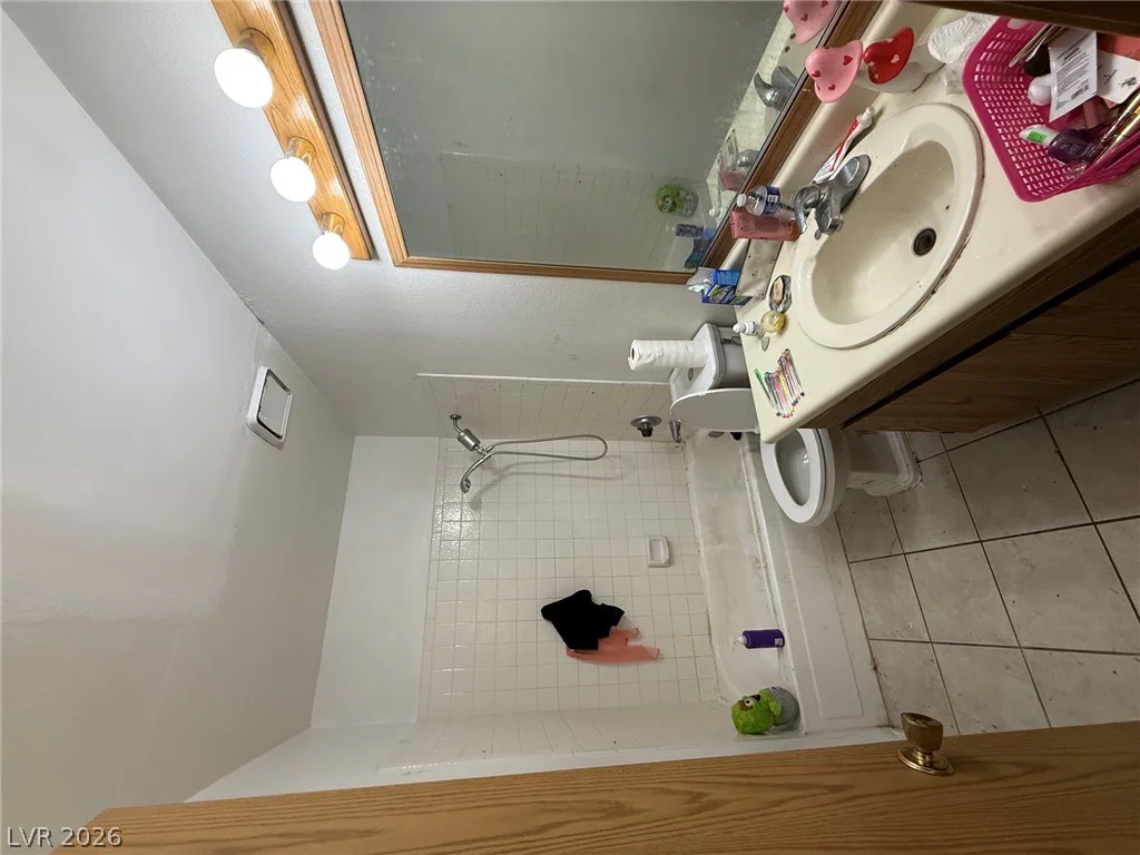 3585 Arville, Las Vegas, NV 89103