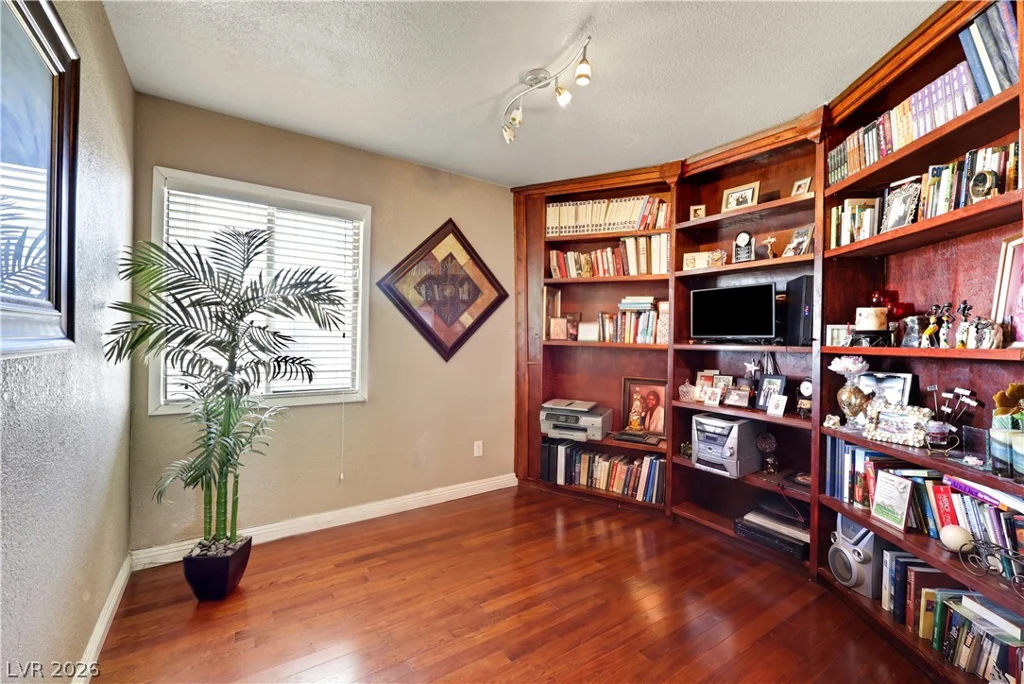 125 Yale, Las Vegas, NV 89107
