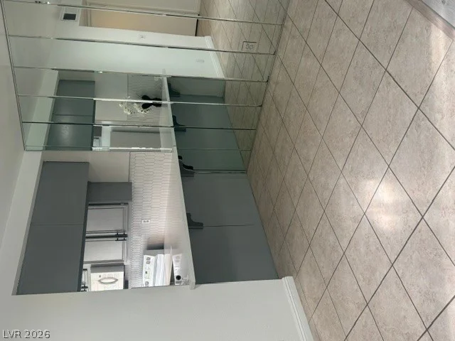 2674 San Martin, Las Vegas, NV 89121