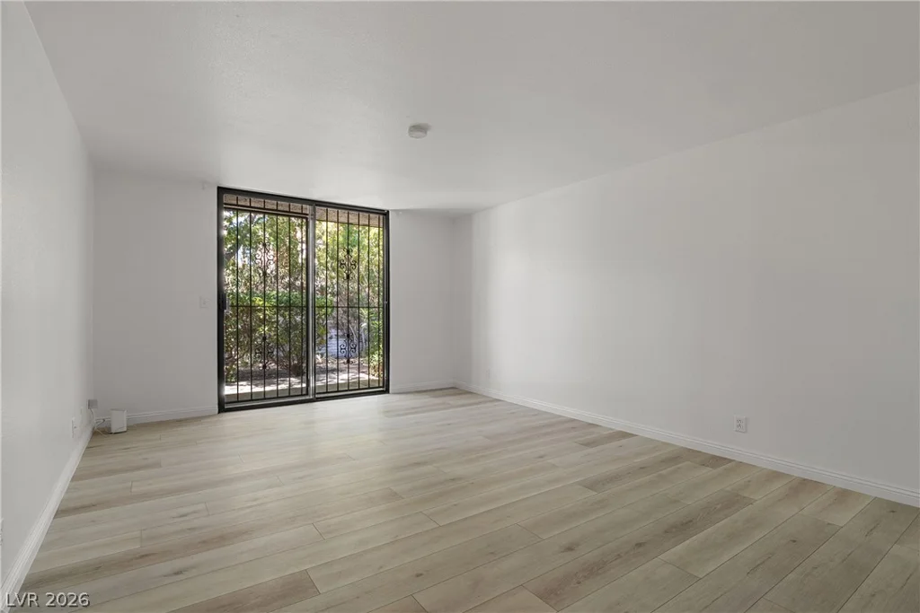 2674 San Martin, Las Vegas, NV 89121
