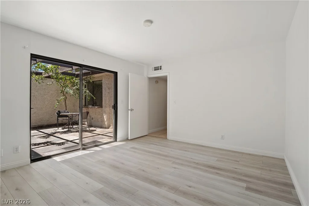 2674 San Martin, Las Vegas, NV 89121