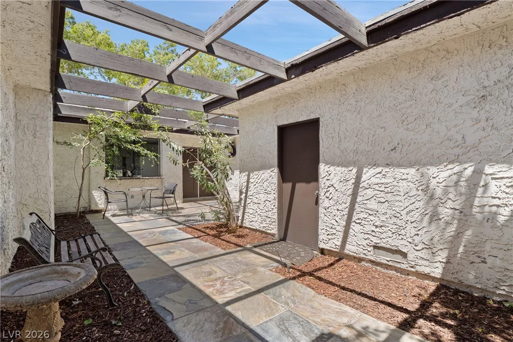 2674 San Martin, Las Vegas, NV 89121
