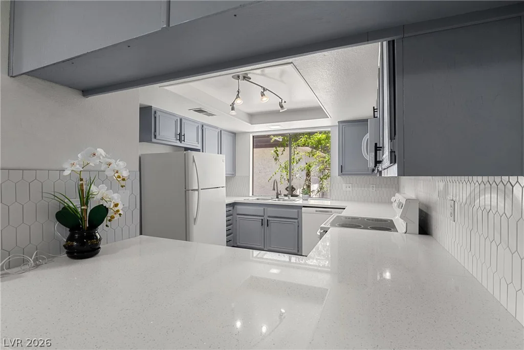 2674 San Martin, Las Vegas, NV 89121