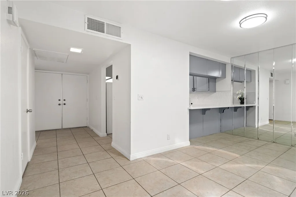 2674 San Martin, Las Vegas, NV 89121