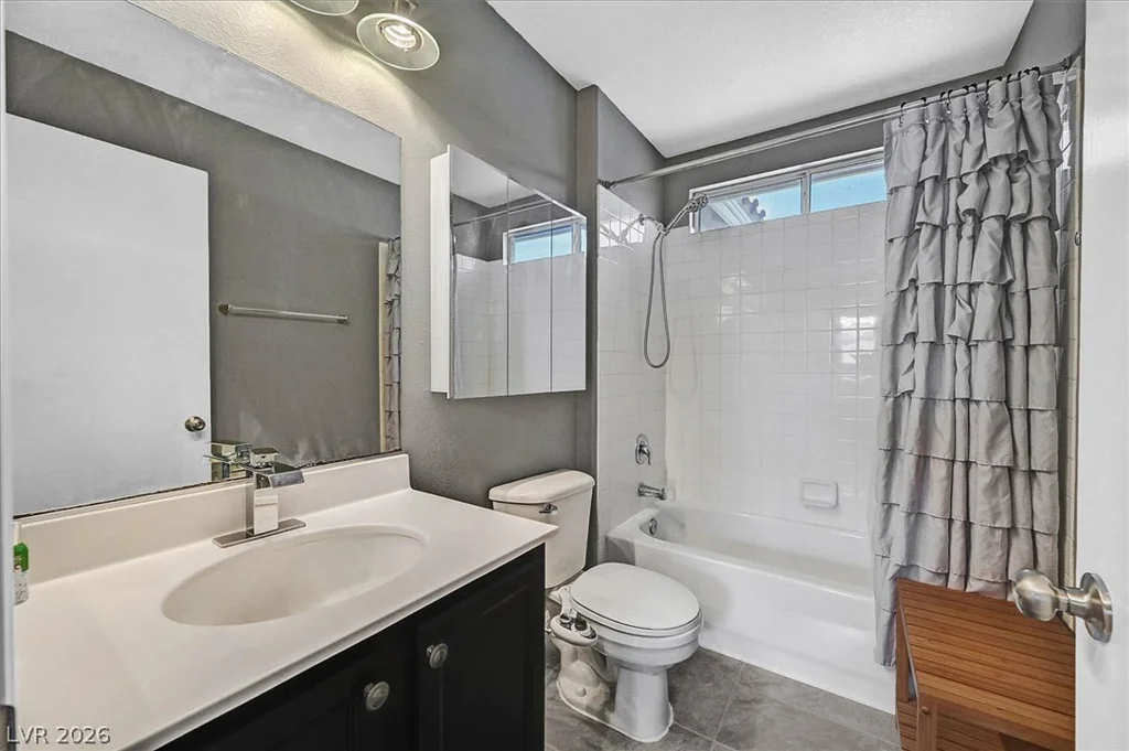 5807 Field Breeze, Las Vegas, NV 89148
