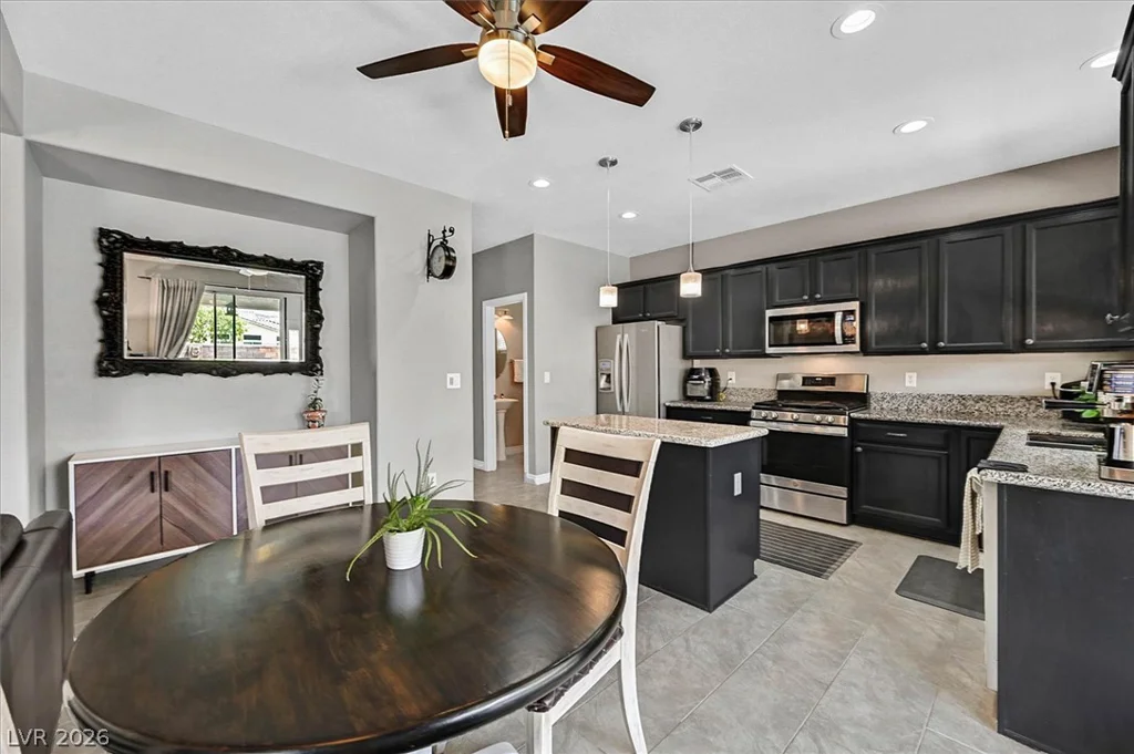 5807 Field Breeze, Las Vegas, NV 89148