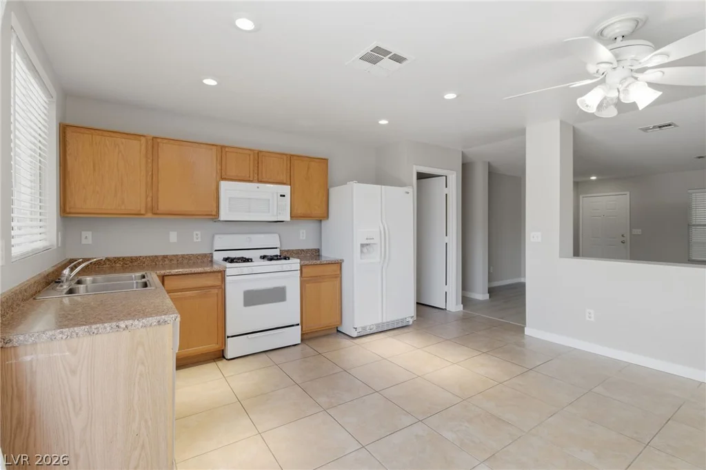744 Salt Flats, Henderson, NV 89011