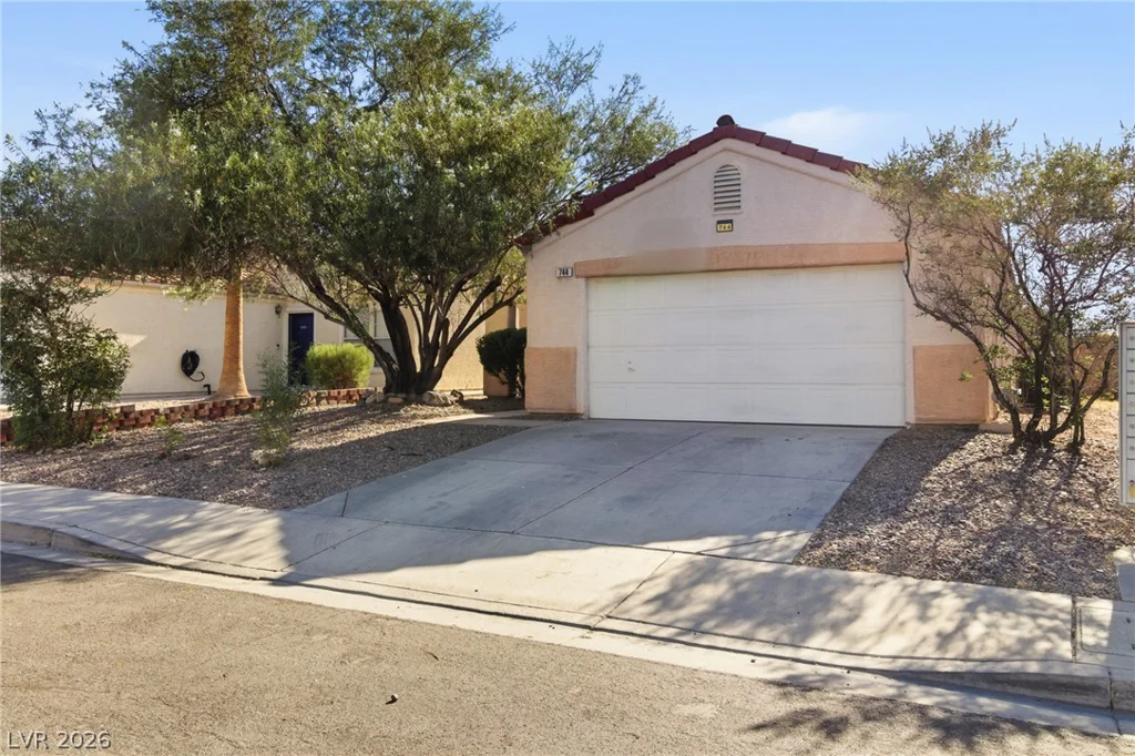 744 Salt Flats, Henderson, NV 89011