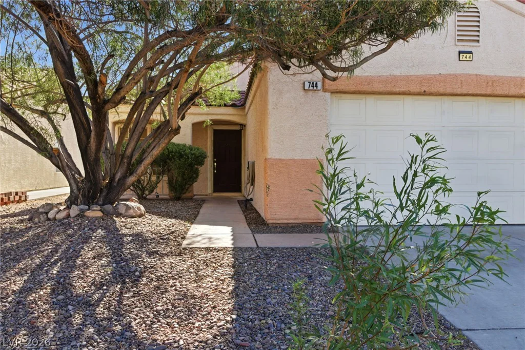 744 Salt Flats, Henderson, NV 89011