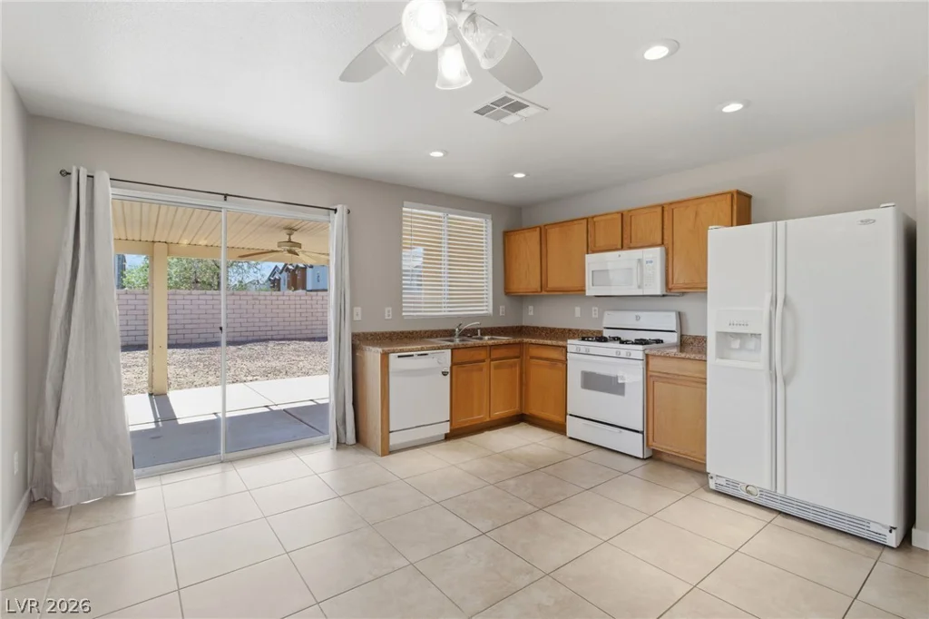 744 Salt Flats, Henderson, NV 89011