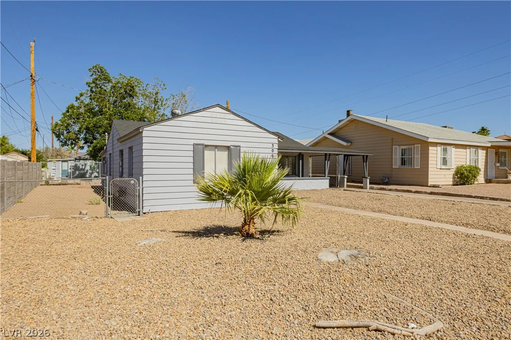 306 Dell, Henderson, NV 89015