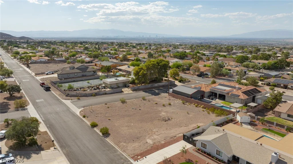 350 Kimberly, Henderson, NV 89015
