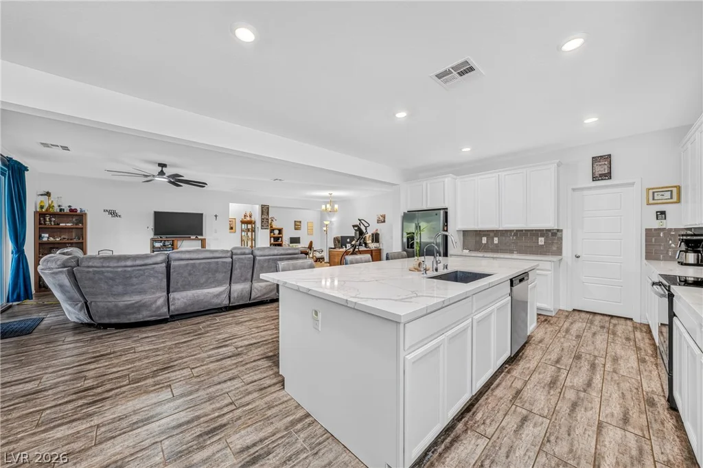 4920 Peppertree, Pahrump, NV 89061