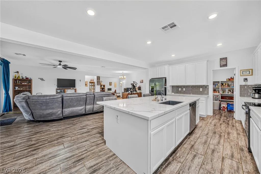 4920 Peppertree, Pahrump, NV 89061