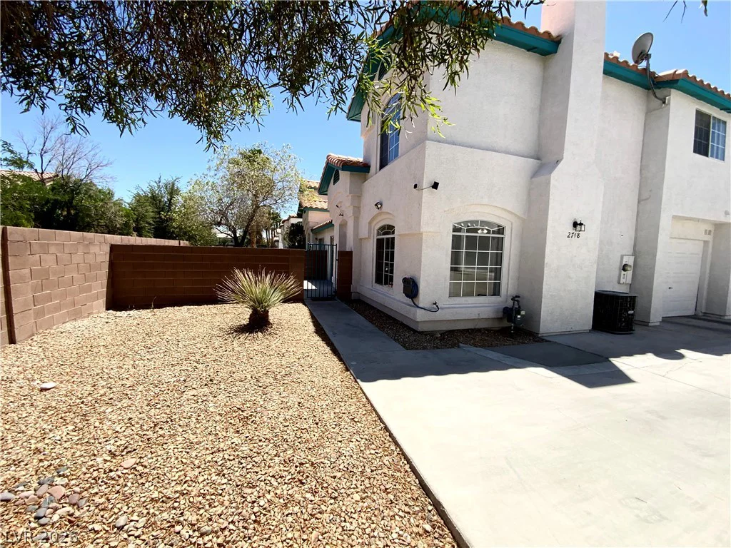 2748 Stargate, Las Vegas, NV 89108