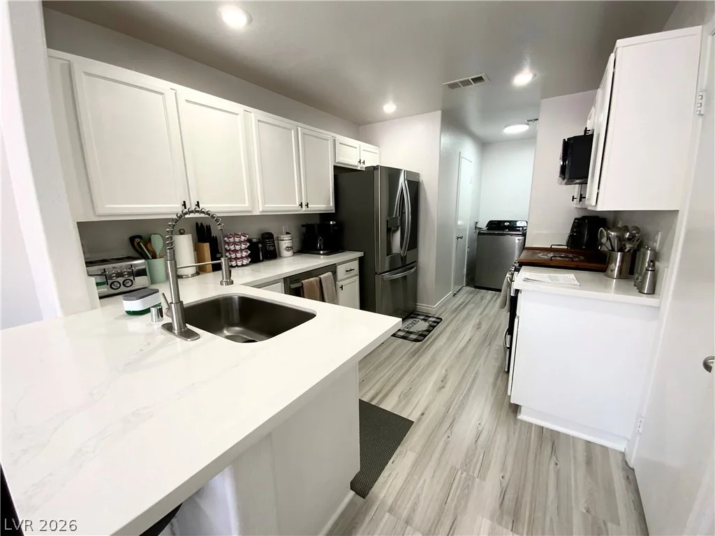 2748 Stargate, Las Vegas, NV 89108