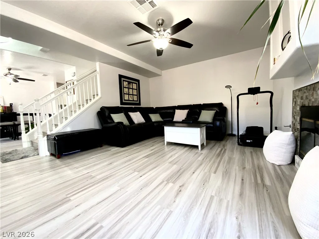 2748 Stargate, Las Vegas, NV 89108