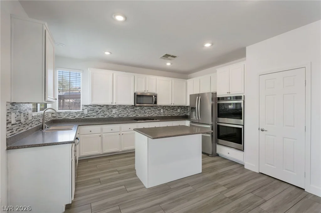 10953 Cherokee Landing, Las Vegas, NV 89179