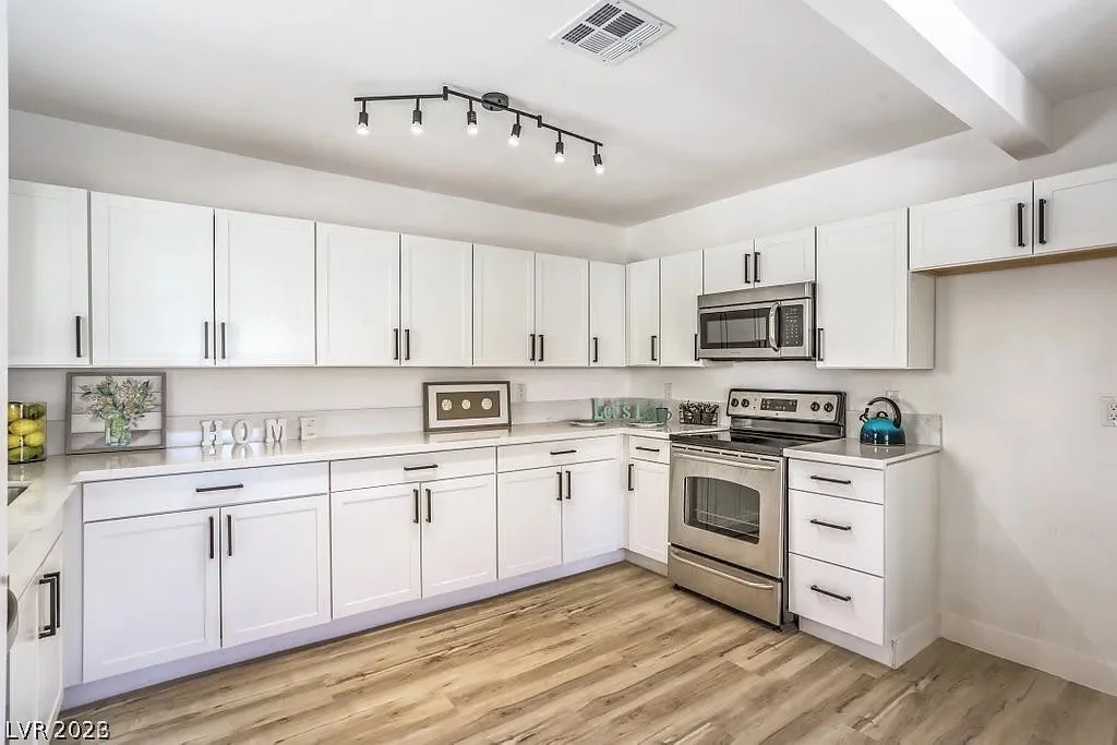 223 Nickel, Henderson, NV 89015