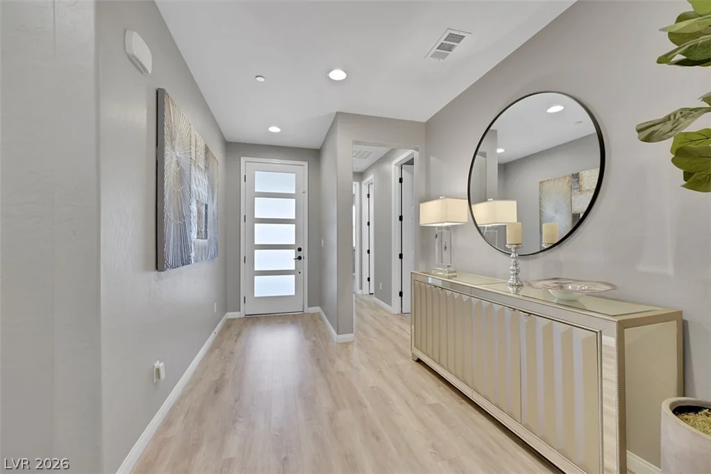 329 Silva, Henderson, NV 89011