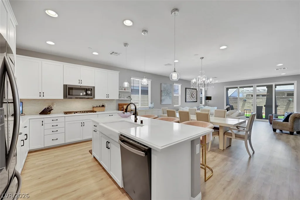329 Silva, Henderson, NV 89011