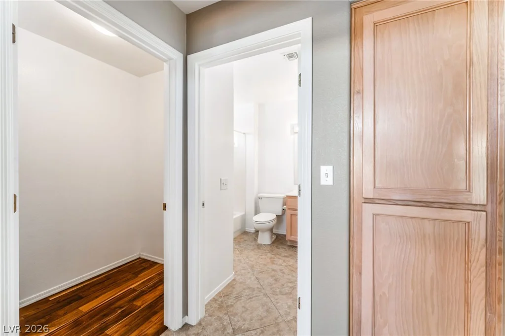 10424 Marymont, Las Vegas, NV 89134