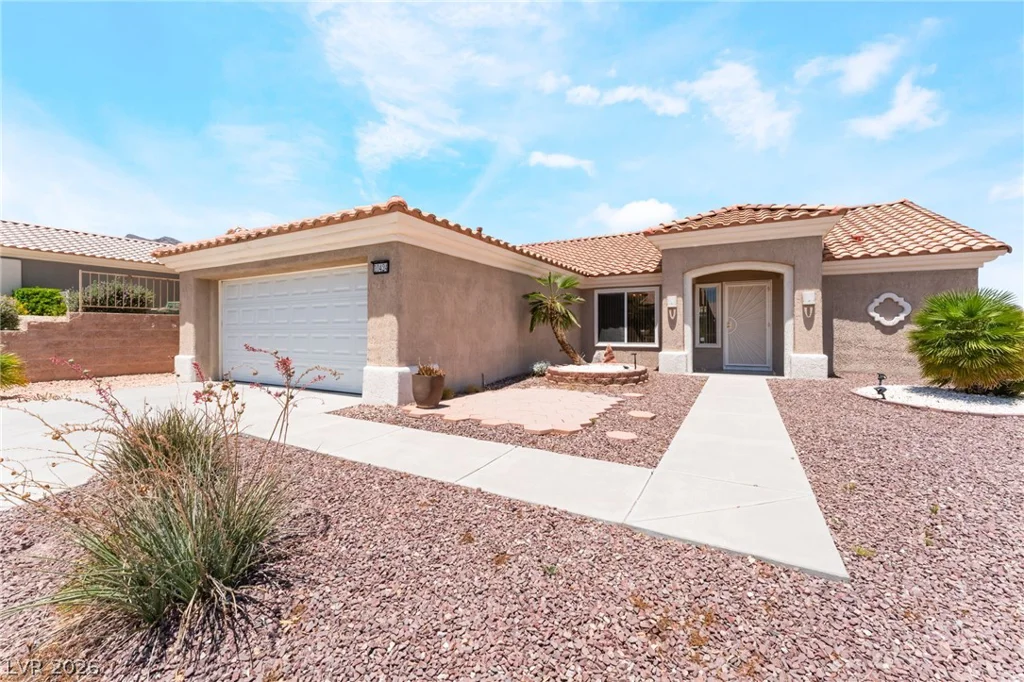 10424 Marymont, Las Vegas, NV 89134