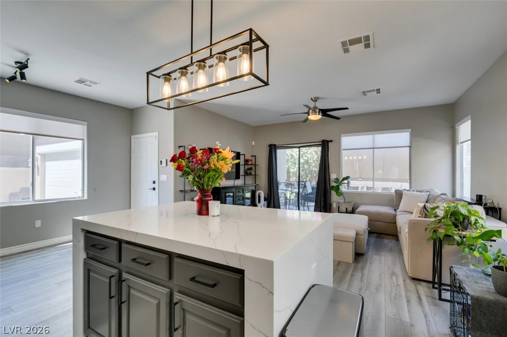 7837 Littondale, Las Vegas, NV 89139