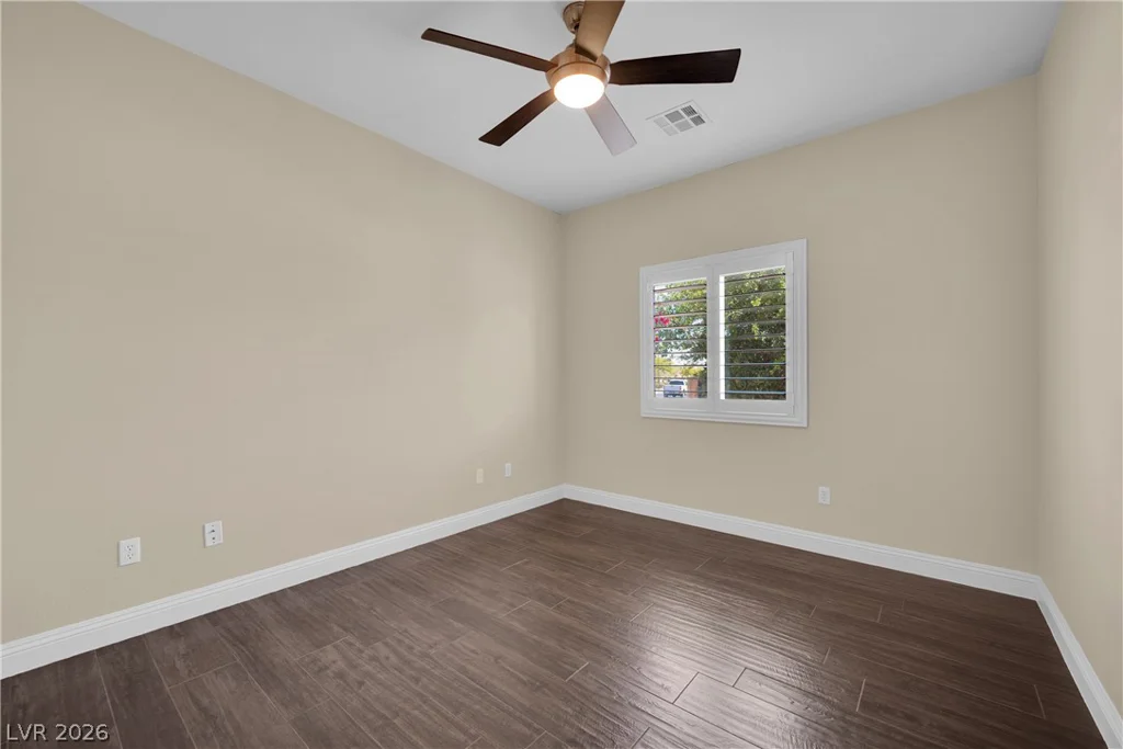 5812 Bargull Bay, Las Vegas, NV 89131