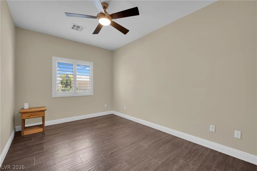 5812 Bargull Bay, Las Vegas, NV 89131