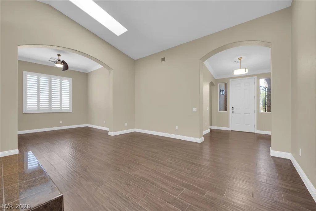 5812 Bargull Bay, Las Vegas, NV 89131